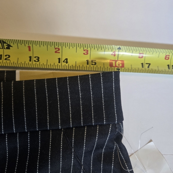 NWT Michael Kors Blue Pinstripe Dress Pants. Size 10 - Picture 6 of 11